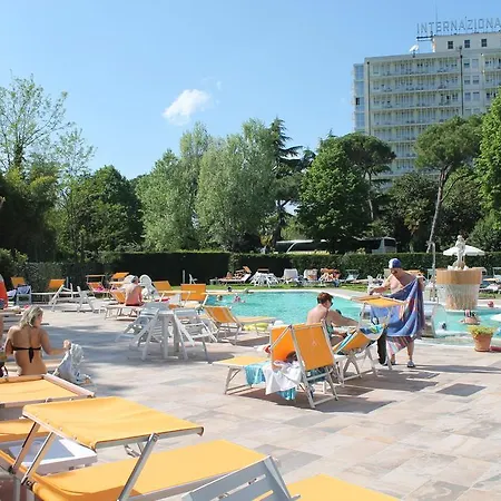 Terme Pace فندق 3*
